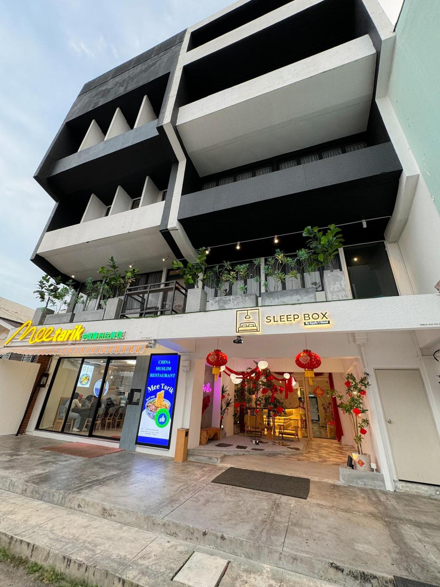 Sleep Box Penang Hotell George Town Exteriör bild