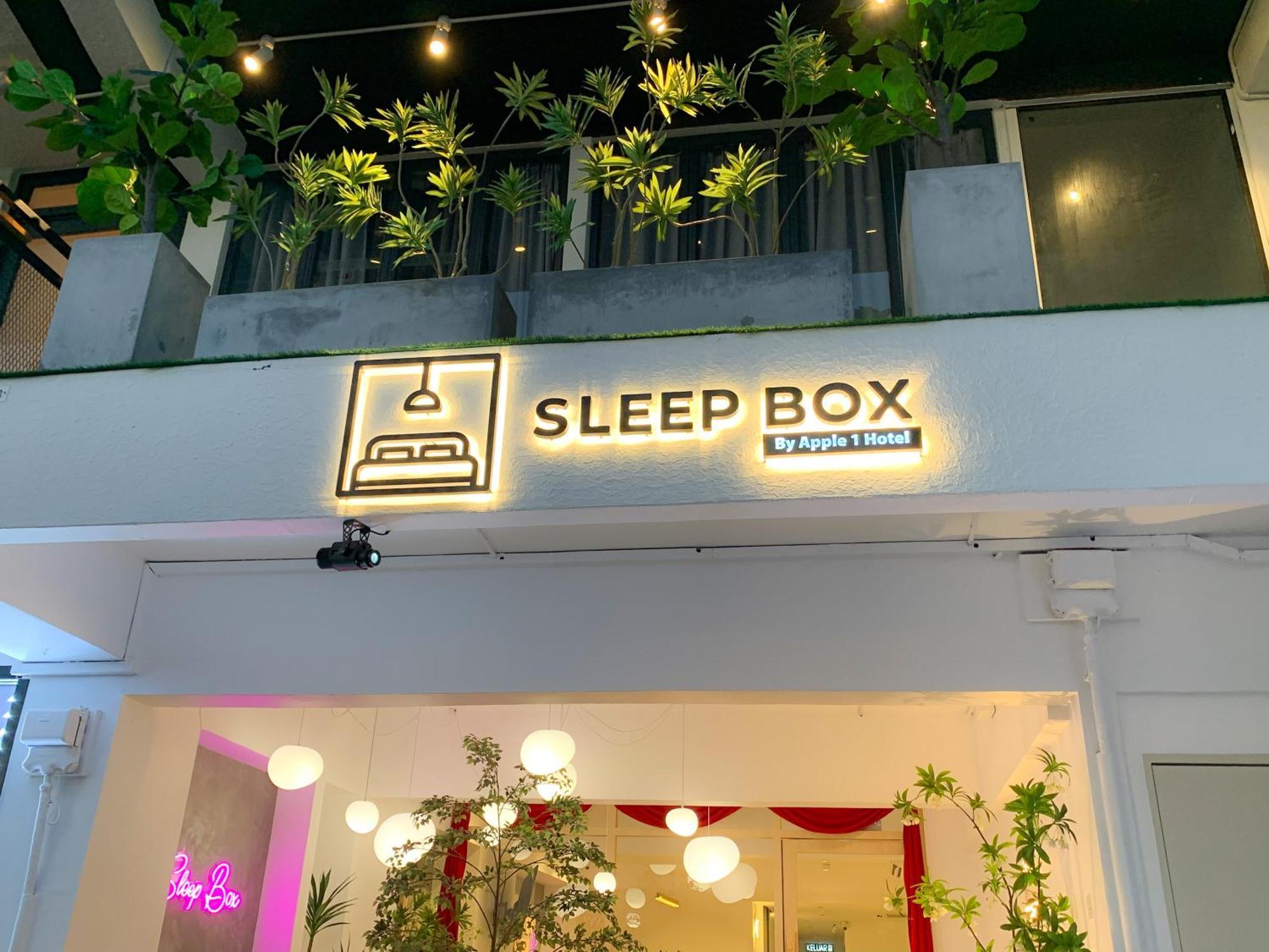 Sleep Box Penang Hotell George Town Exteriör bild