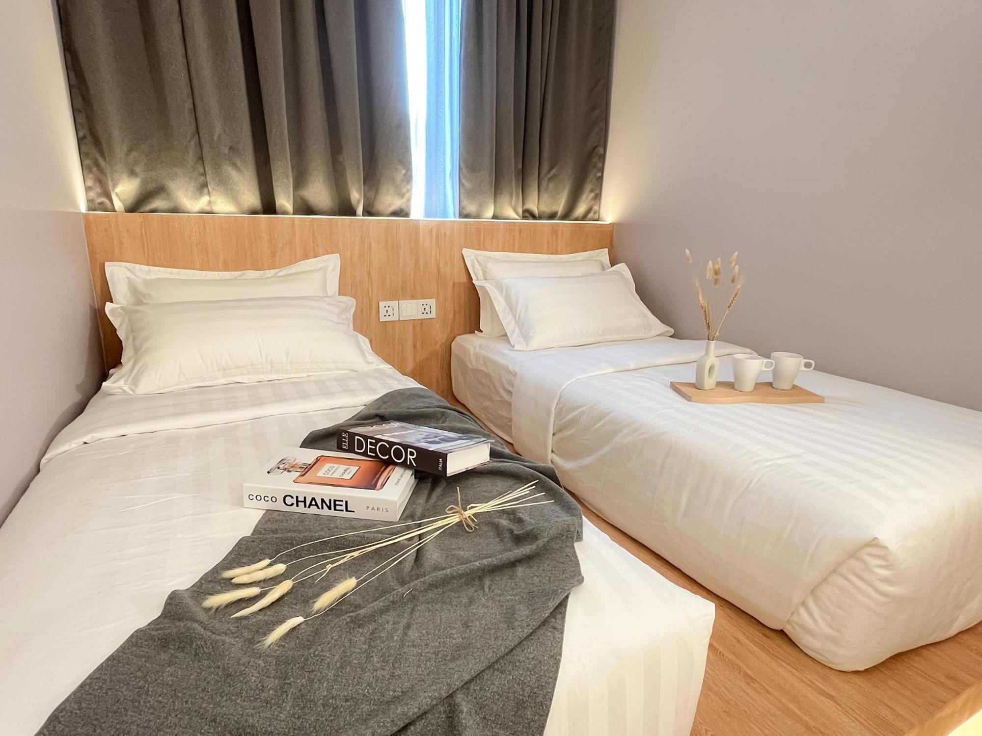 Sleep Box Penang Hotell George Town Exteriör bild